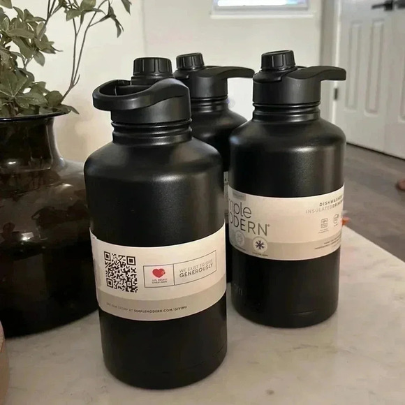 NWT SIMPLY MODERN BLACK SUMMIT WITH CHUG - Picture 5 of 5